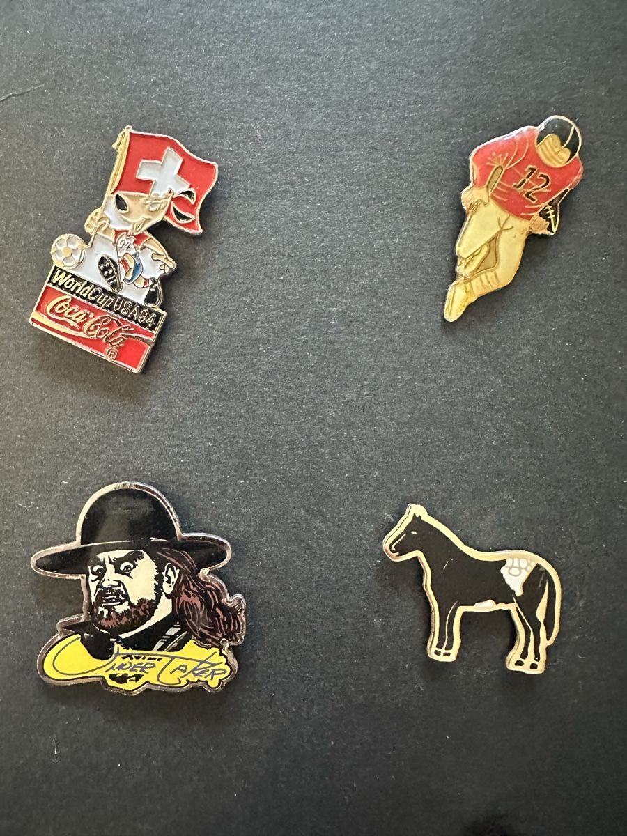 Alben: Vintage Pin Sammlung 80er/90er – Gebraucht aus Zumikon von kis_k9f5 6