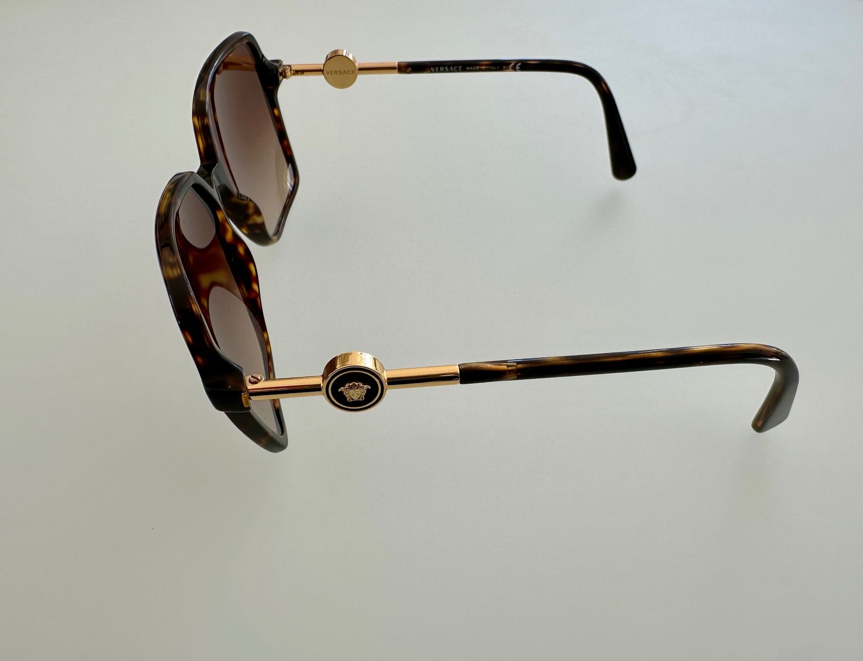 Versace Occhiali & Lenti: Occhiali da sole marca Versace – Usato da Dino venduto da mic_7zvv 1