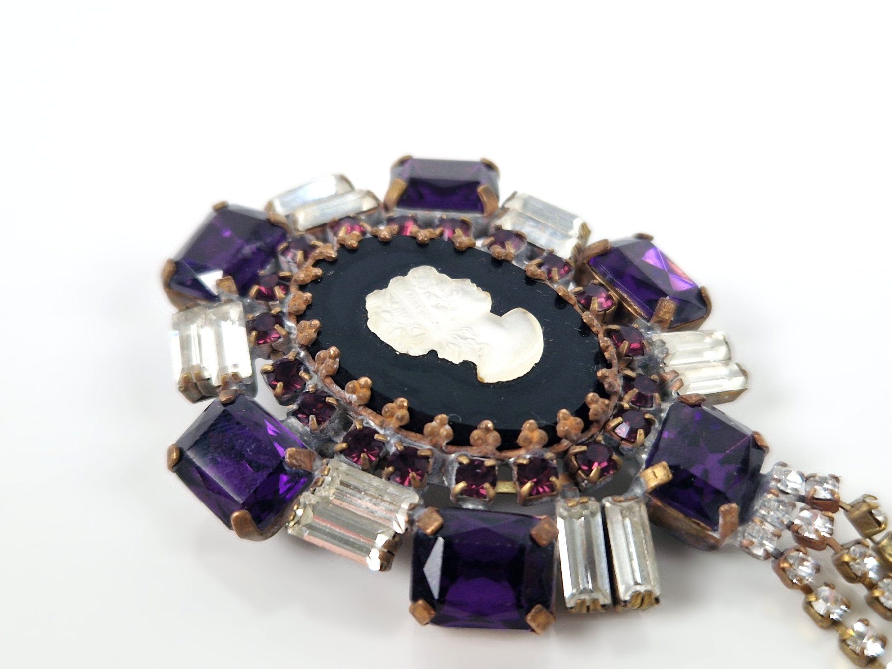 Altri gioielli: Vintage Schmuck-Set | 1 Brosche & 4 Anhänger – Usato da Basel venduto da Restwert_Basel 2
