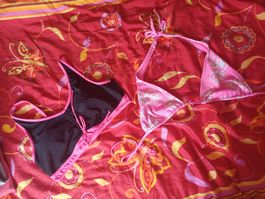 2 Bikini Oberteile NEU