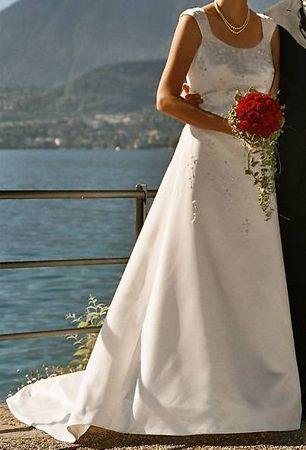 Brautkleid / Hochzeitskleid Gr. 38
