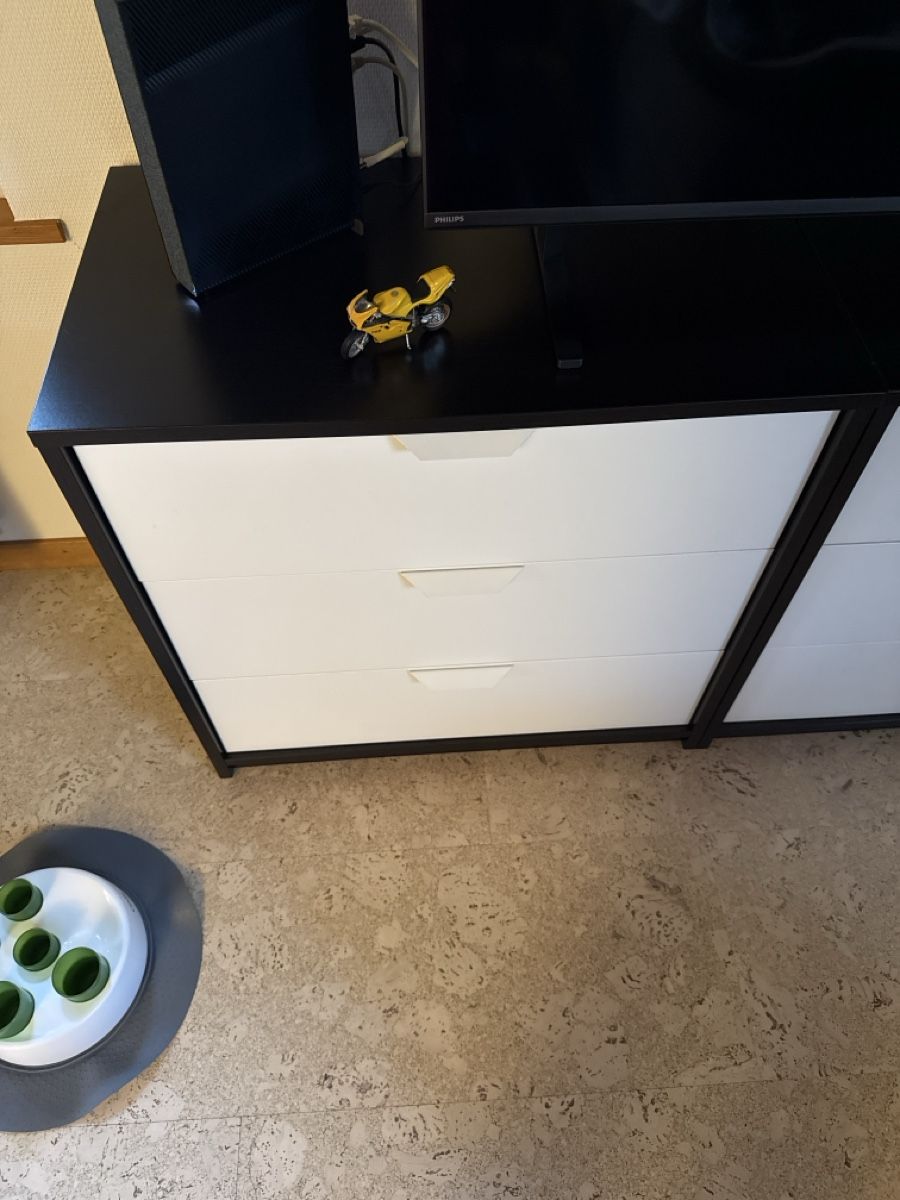 Ikea Commodes: Ikea Kommode 3 Schubladen – D'occasion à Niederhünigen par man_7ybw