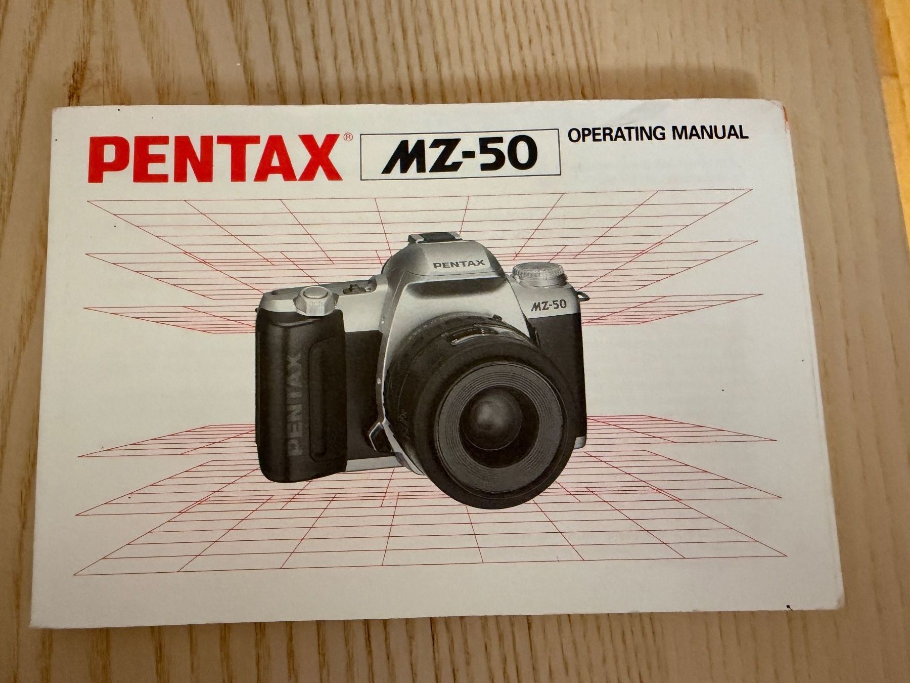 Pentax Fotocamera: üentax MZ-50 Operating Manual 1997 – Usato da Fribourg venduto da J334455