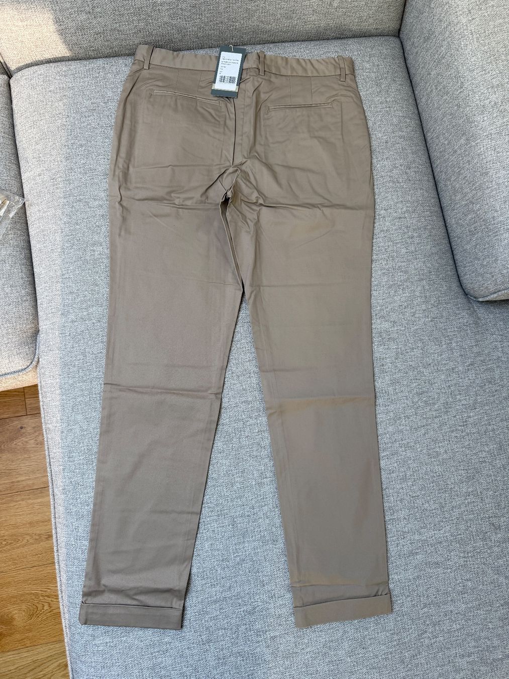 Hosen: Pier One Herren Hose, Neu mit Etikett, Grösse 48, Beige – Neu und originalverpackt aus Biel-Benken BL von Aplus0 1