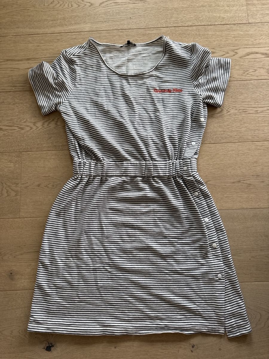 Kleider: Robe rayée FRNCH Taille L Normandy Hotel – Gebraucht aus Zürich von Irassa