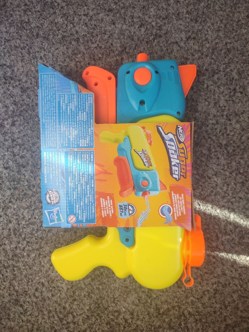 Hasbro Spielzeuge: Super Soaker Wave Spray - Die ultimative Wasserpistole – Neu und originalverpackt aus Waltenschwil von Bodensee84 1