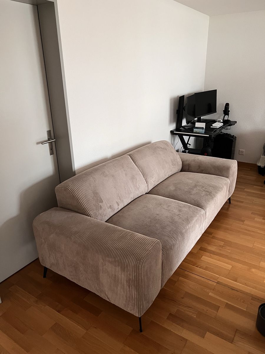 Conforama Sofas: Sofa – D'occasion à Biel/Bienne par jes_6k7t 1
