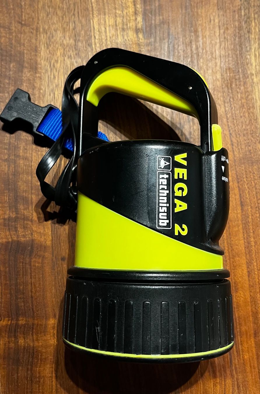 Lampade: Vega 2  Tauchlampe von Technisub, sehr hell – Usato da Laufen venduto da eichhorn15 1
