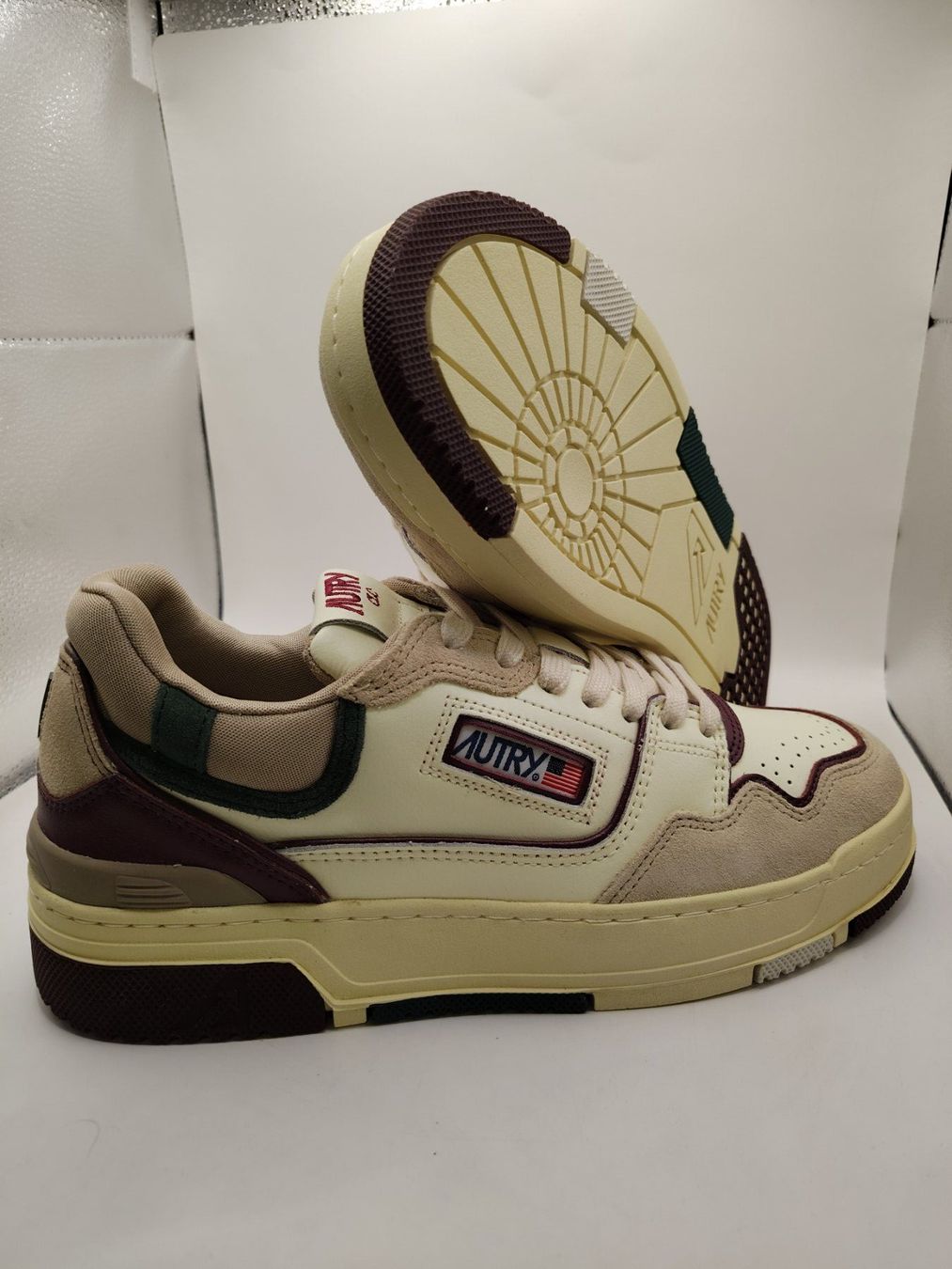 Autry Scarpe da uomo: Autry - ROLM MC09 Gr. 42 – Nuovo e nell'imballaggio originale da Dällikon venduto da Retouren_Resale