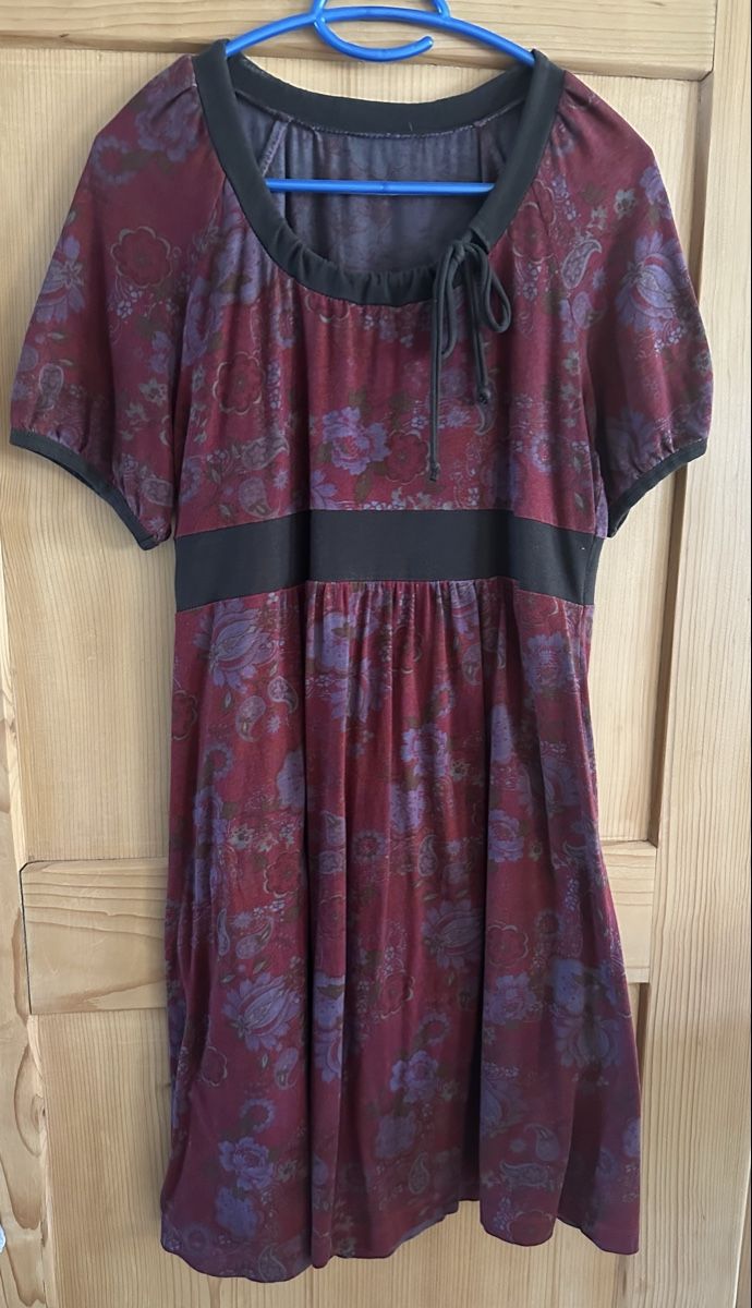Robes: Kleid Gr. 38 – D'occasion à Bolken par Spinnwebereien