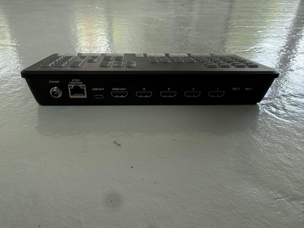 Blackmagic Console di mixaggio: Blackmagic ATEM mini pro iso – Usato da Aarau venduto da fre_spg9 2