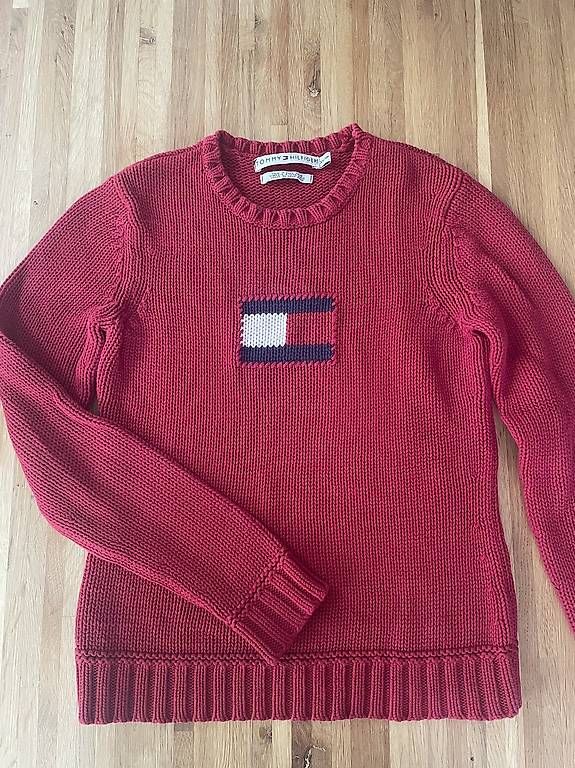 Pullover & Sweatshirts: Tommy Hilfiger pull rouge coton drapeau  – Gebraucht aus Troinex von nadinebmichaelson 2