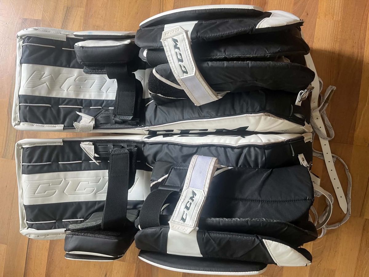 Ccm Schutz & Schoner: CCM eflex 5.5 pads  – Gebraucht aus Sierre von Rouvinez-vich 2