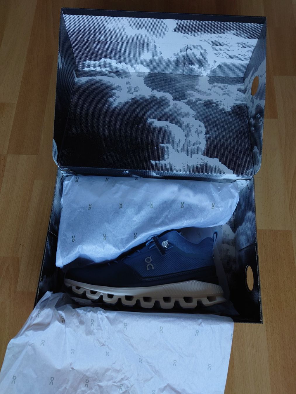 On Scarpe da donna: ON Laufschuhe Cloud HI Sneaker Grösse 38 – Nuovo e nell'imballaggio originale da Hombrechtikon venduto da Dannii0 1