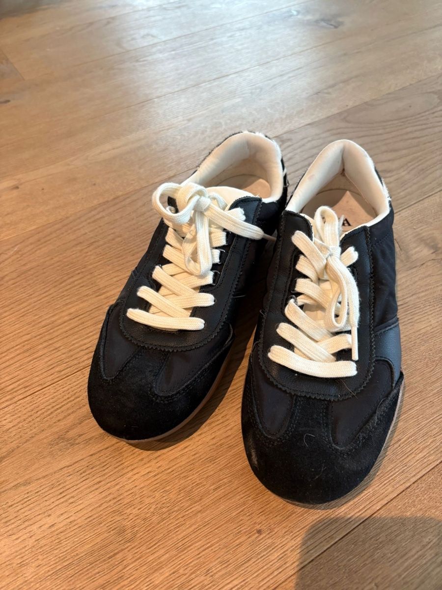 Zara Scarpe da donna: Zara leather sneakers – Nuovo (secondo la descrizione) da Unterägeri venduto da Tommtes