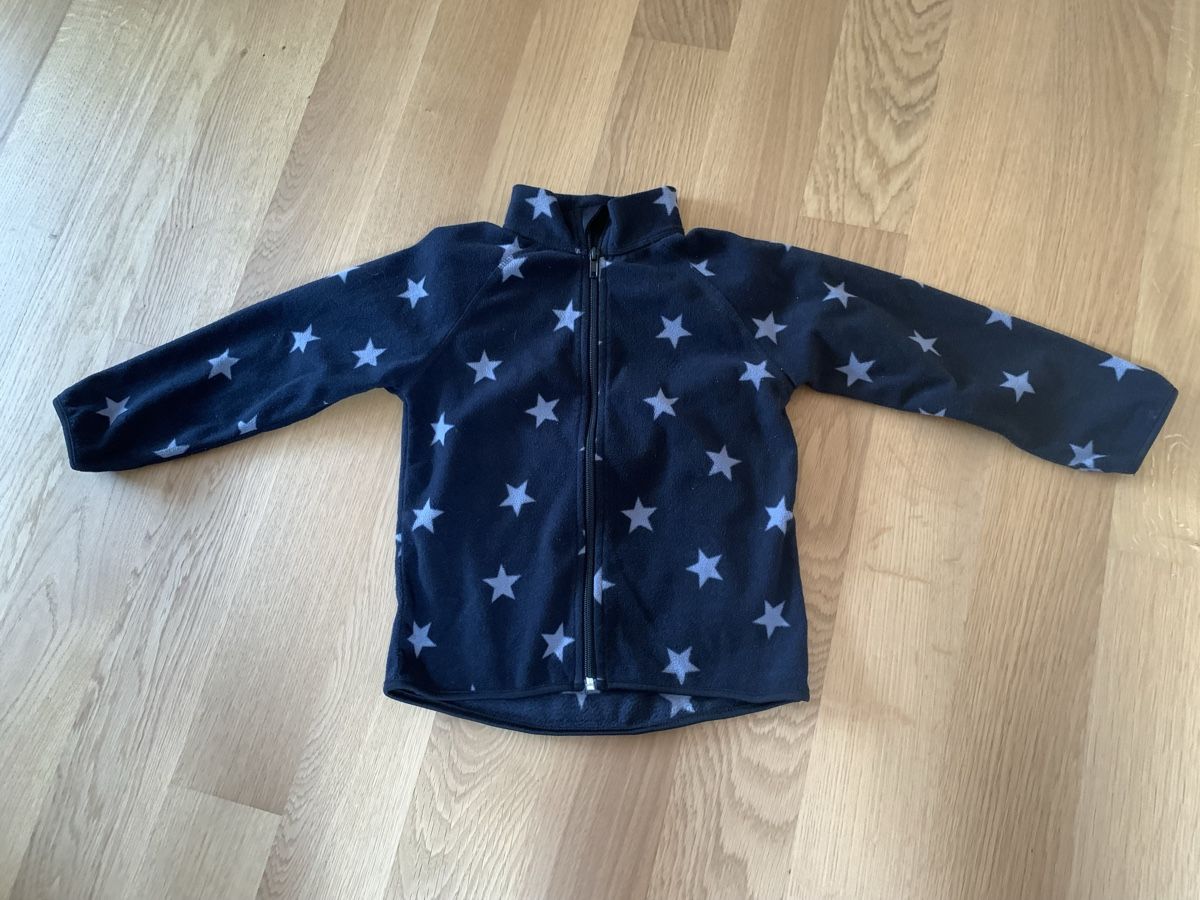 H&M Giacche & Cappotti: Fleece Jacke Gr. 110/116 H&M – Usato da Dinhard venduto da PS83