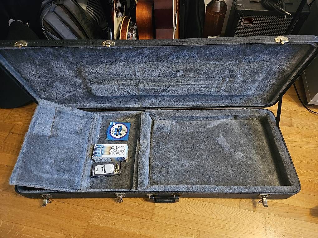 Strumenti musicali: ESP LTD EX-351D mit EMG 81 Pickup und Koffer – Usato da Greifensee venduto da Arkon616 4