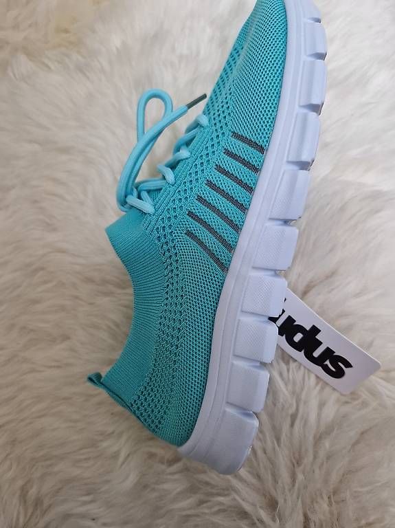 Scarpe da donna: Orthopädische Turnschuhe – Nuovo (secondo la descrizione) da Buttwil venduto da pia_myc7 2
