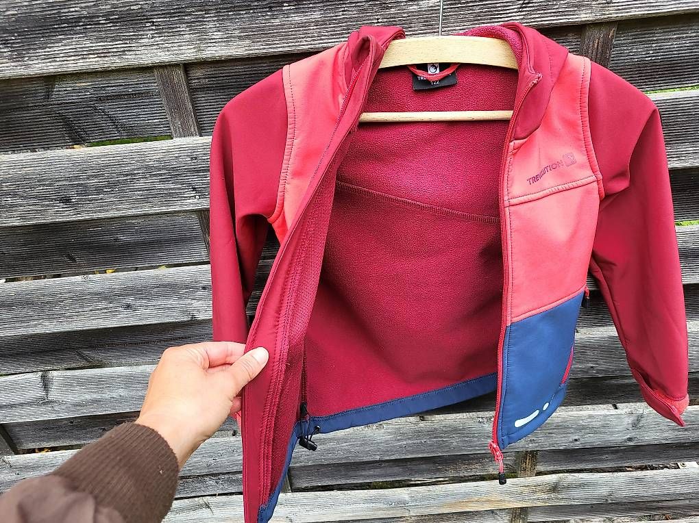 Jacken & Mäntel: Softshell Übergangsjacke Grösse 122 – Gebraucht aus Thun von t_h_cl6d 1