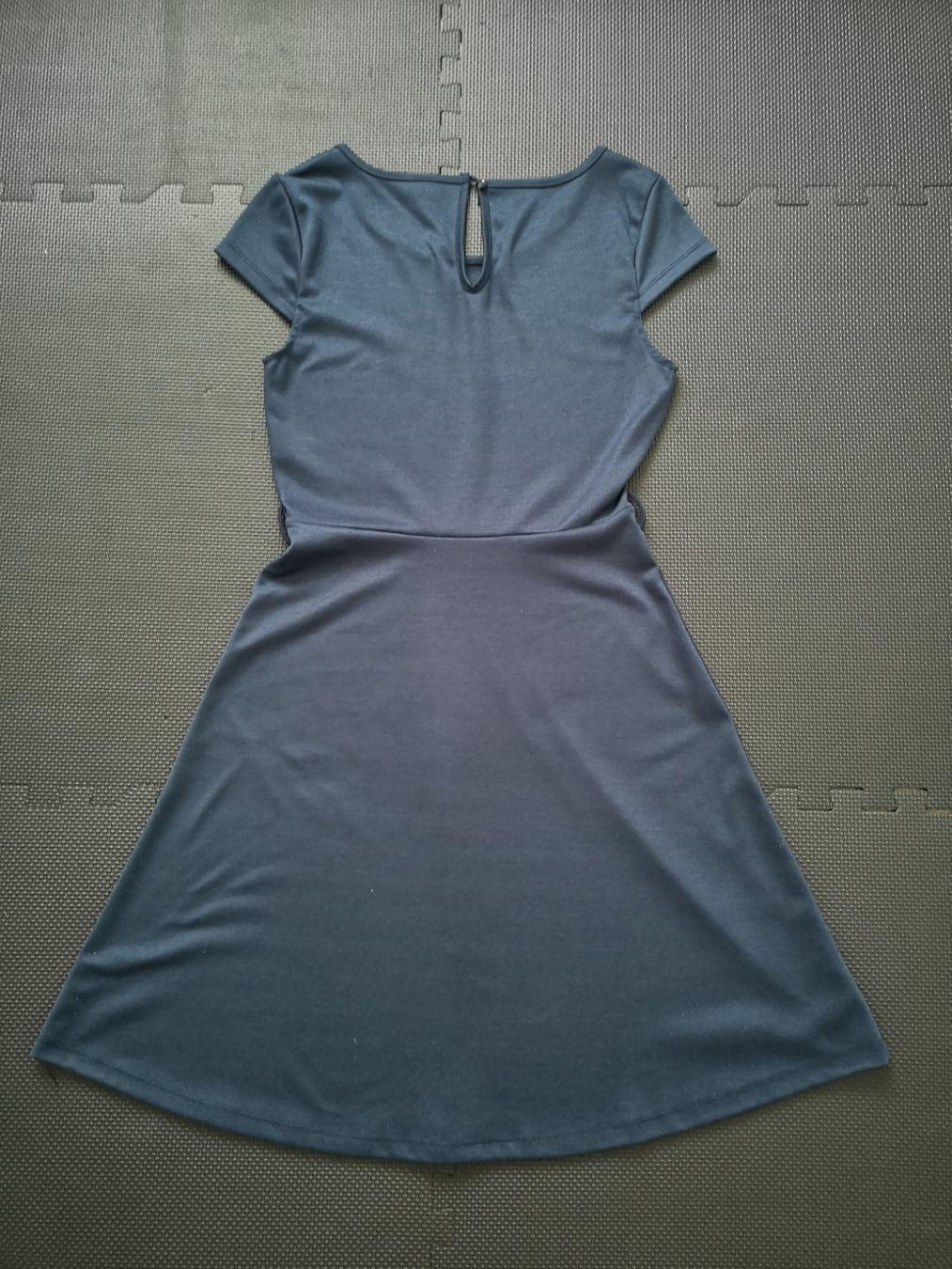 Vestiti: Kleid (neuwertig) – Nuovo (secondo la descrizione) da Bremgarten AG venduto da recbitw 3