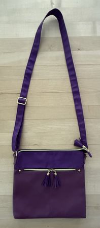 Tasche Umhängetasche Lila Damen Leder Kunstleder neu