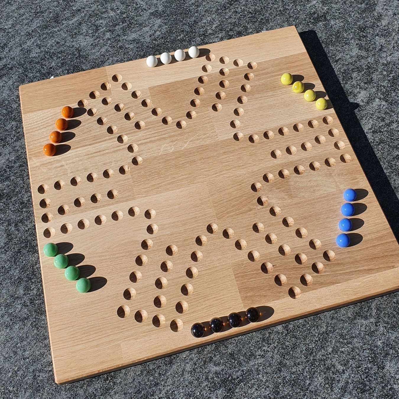 Giochi: DOG Brettspiel (4er&6er, Eiche) – Nuovo e nell'imballaggio originale da Ottenbach venduto da WoodGallery 2