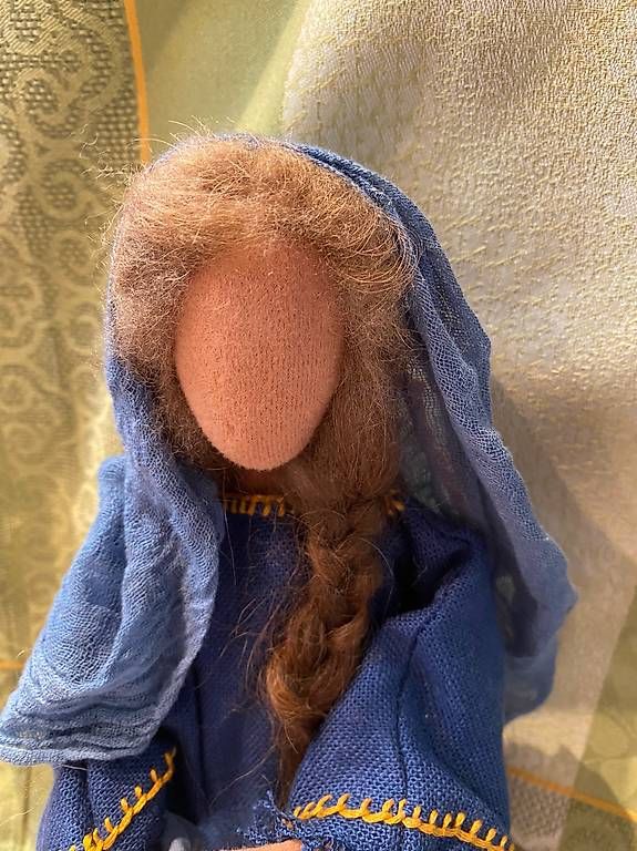 Statuette: Schwarzenberger Maria  – Usato da Hubersdorf venduto da Beatrice60 1