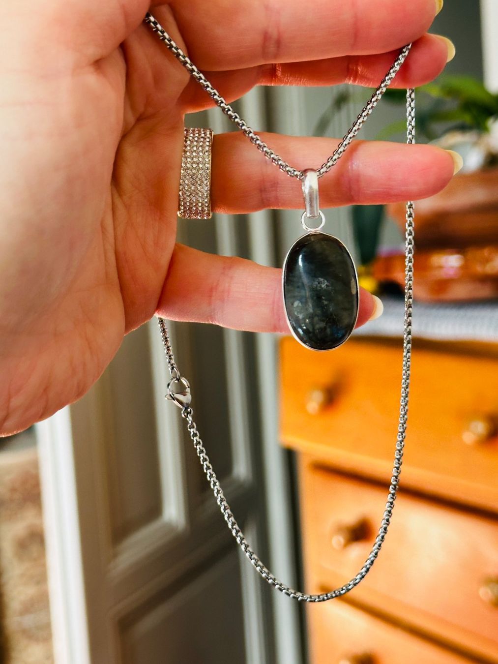 Catenine: Labradorite necklace – Nuovo e nell'imballaggio originale da Genève venduto da AGBERG 1