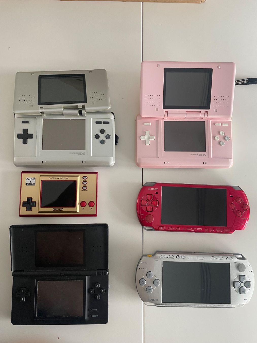 Nintendo Console: Diverse Nintendo PSP DS Unkontrolliert – Usato da Dällikon venduto da buyandbehappy