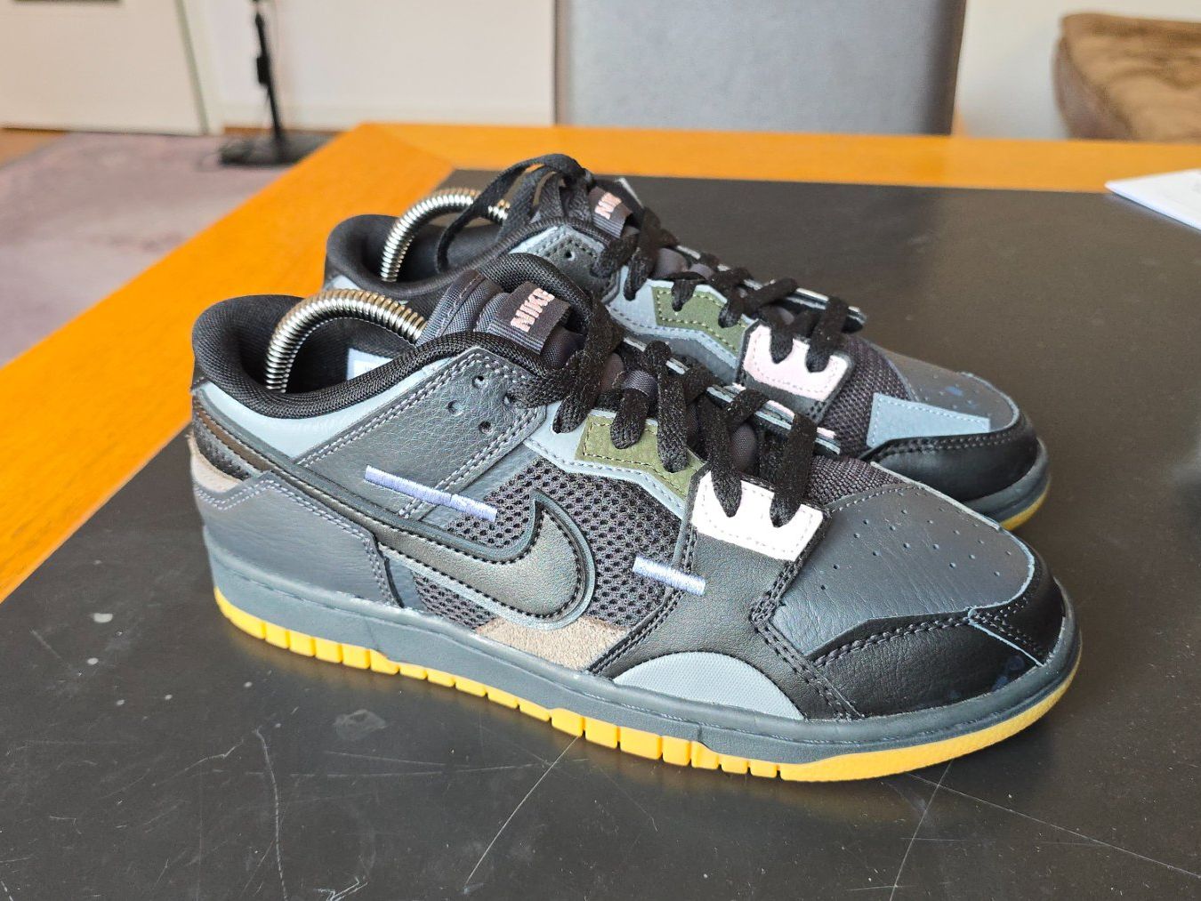 Nike Scarpe da uomo: Nike Dunk Low Scrap Black Gum EU 41 – Nuovo (secondo la descrizione) da Wallisellen venduto da theblacksheep 7