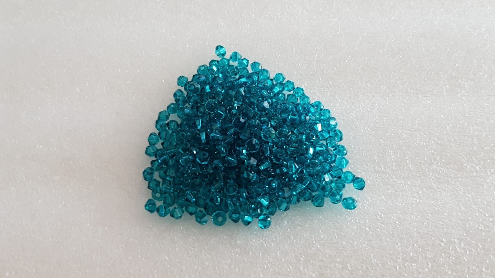 Perle (finte): Swarovski 5328 Bicone 3mm,50St. – Nuovo (secondo la descrizione) da Zürich venduto da ata_c8nh 6