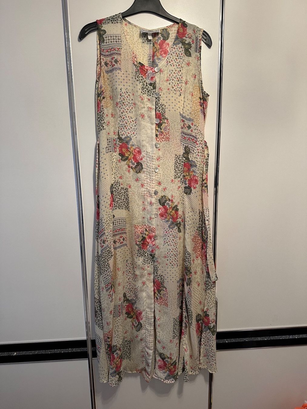 Robes: Damen Strandkleid gr.34 von Raspberry Collection – D'occasion à Pfungen par Outlet64