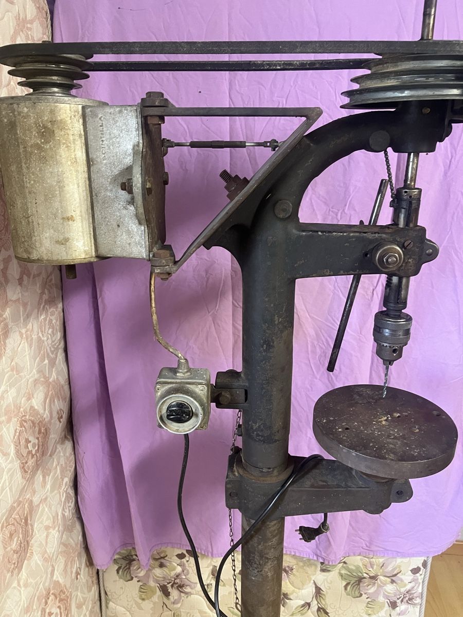 Tutte le macchine: Standbohrmaschine / antik  Style! – Usato da Yvonand venduto da molino63