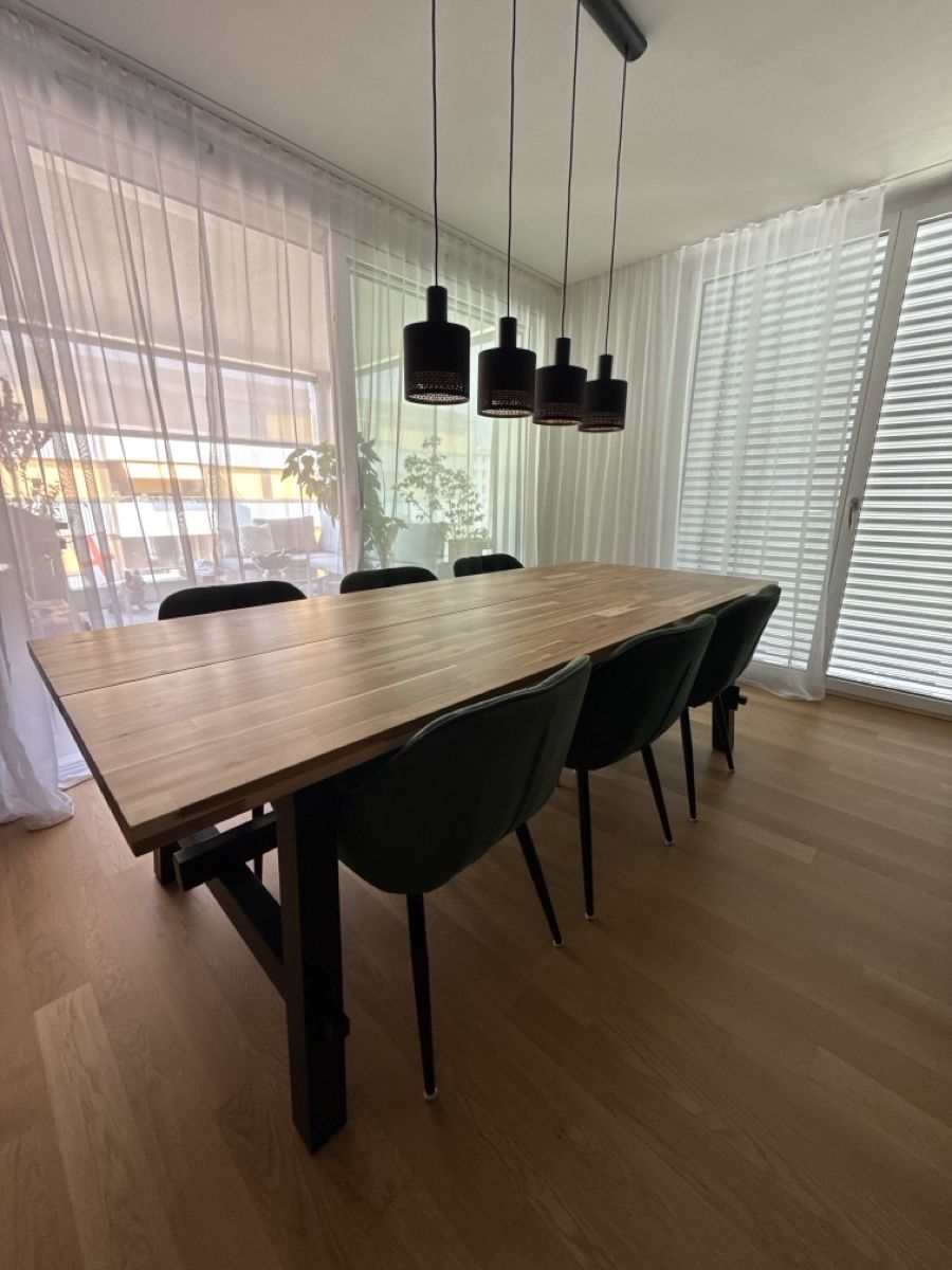 Ikea Set di tavolo e panche: Esstisch mit 6 Stühlen  – Usato da Kloten venduto da and_t252 1