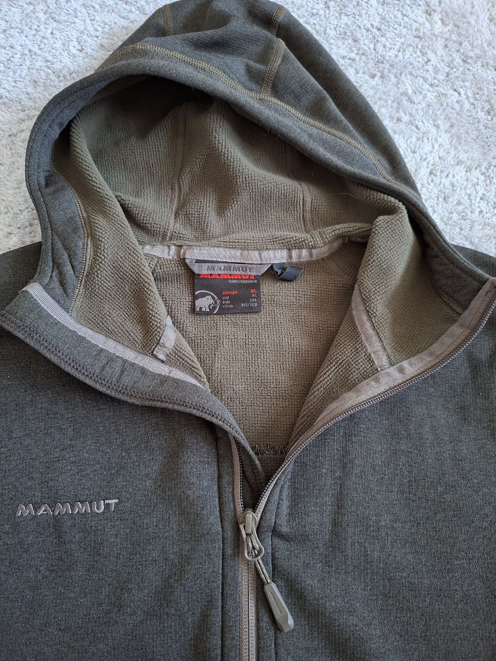 Mammut Giacche: Veste Mammut capuche gris vert fonce  – Usato da Renens VD venduto da ser_j2fn 8