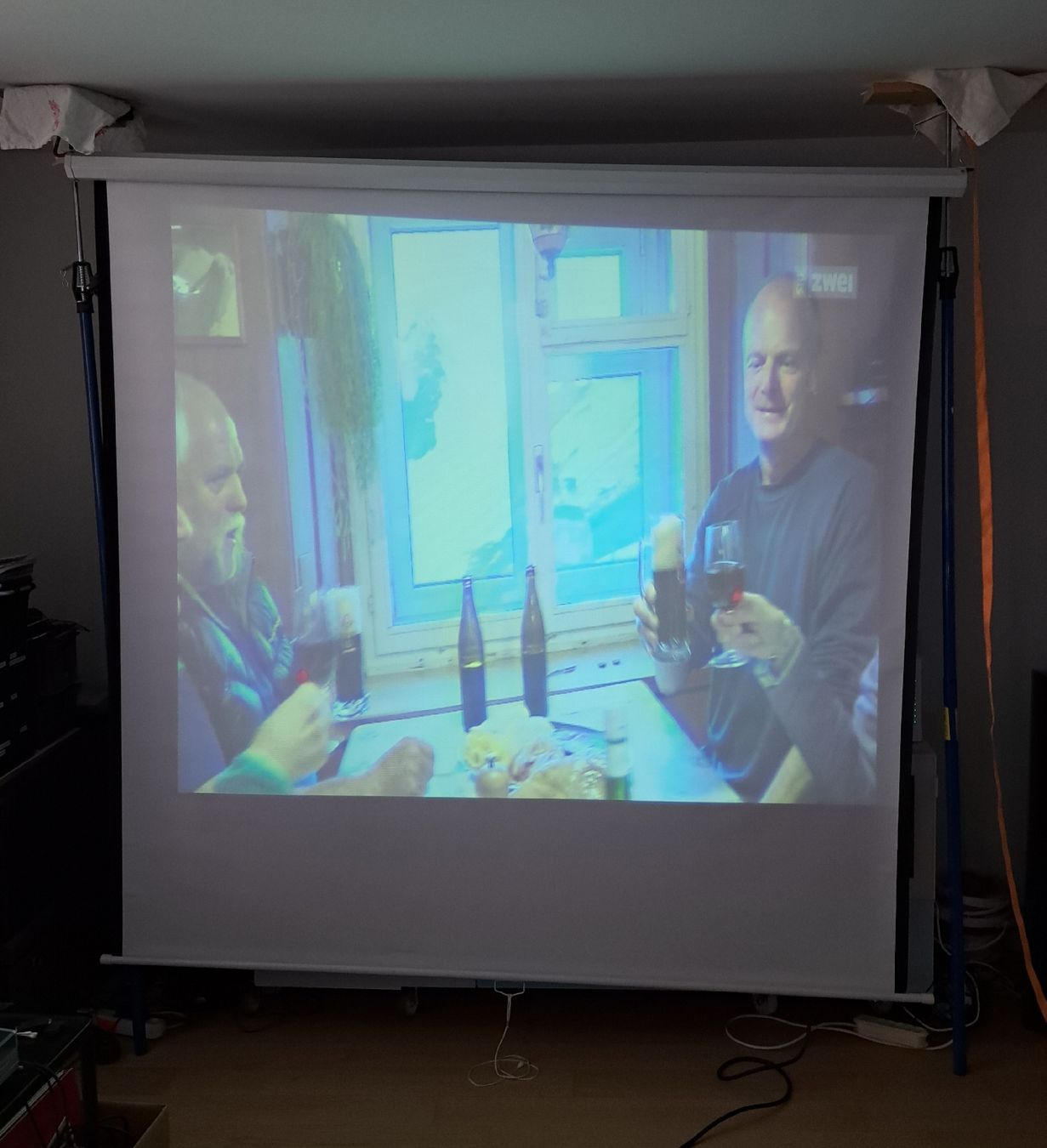 Panasonic Proiettori: Beamer mit leinwand – Usato da Neuenkirch venduto da Ufruti 1