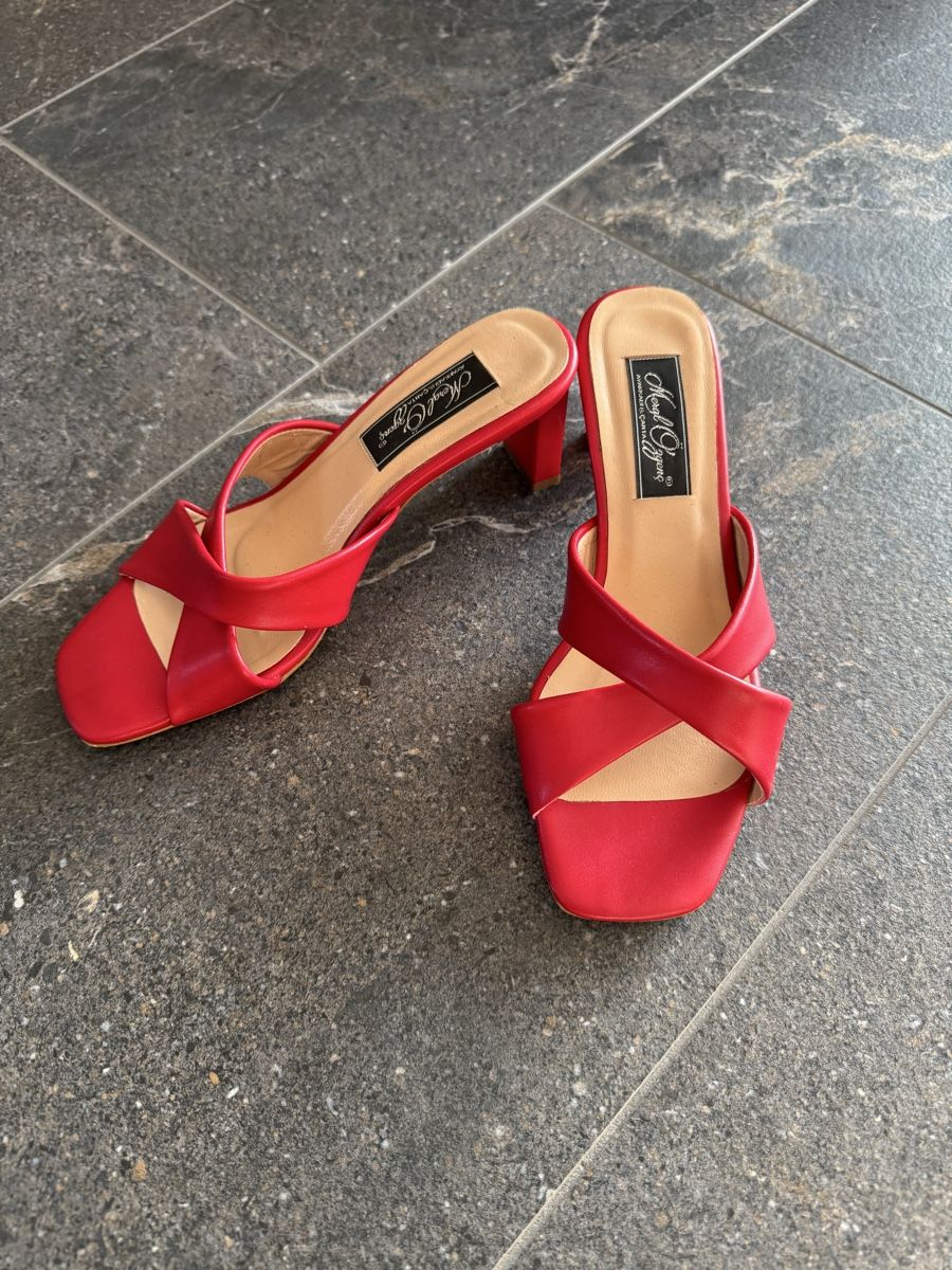 Scarpe da donna: Elegante Pantoletten – Usato da Effretikon venduto da Lunaaa_ 3