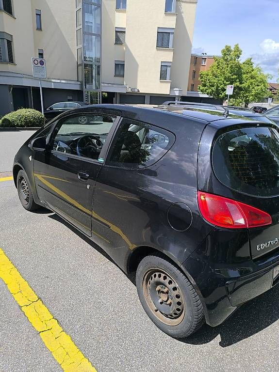 Automobili: Mitsubishi Colt frisch ab MFK – Usato da Trachslau venduto da schnupii 1