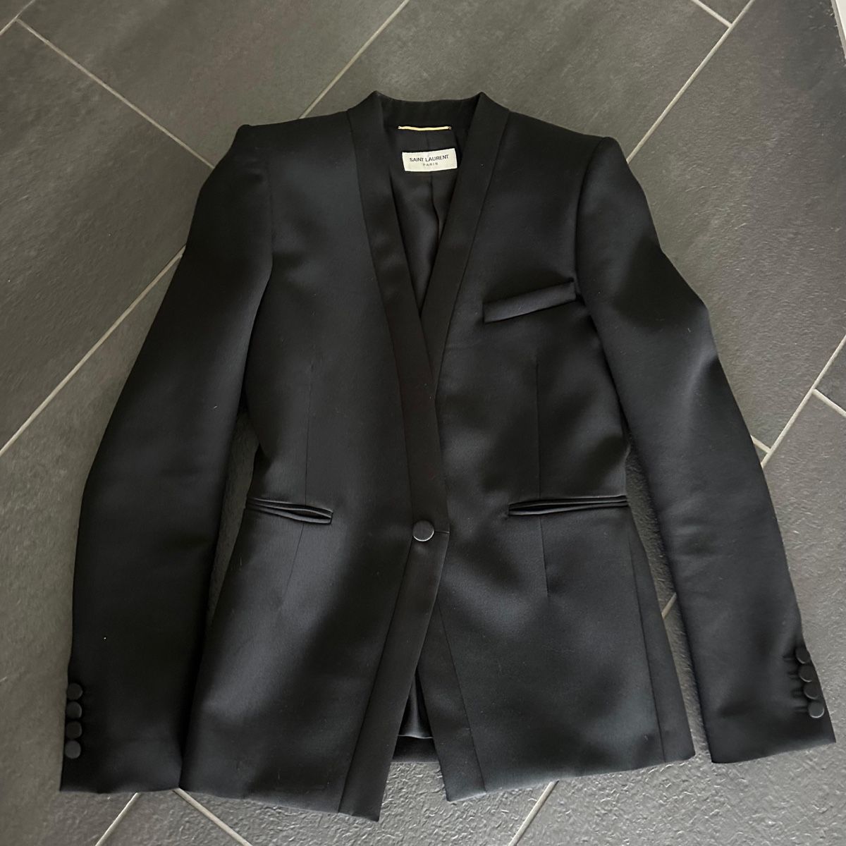 Saint Laurent Giacche: Saint Laurent Blazer schwarz Grösse 36 NEU – Usato da Altendorf venduto da Ro 1