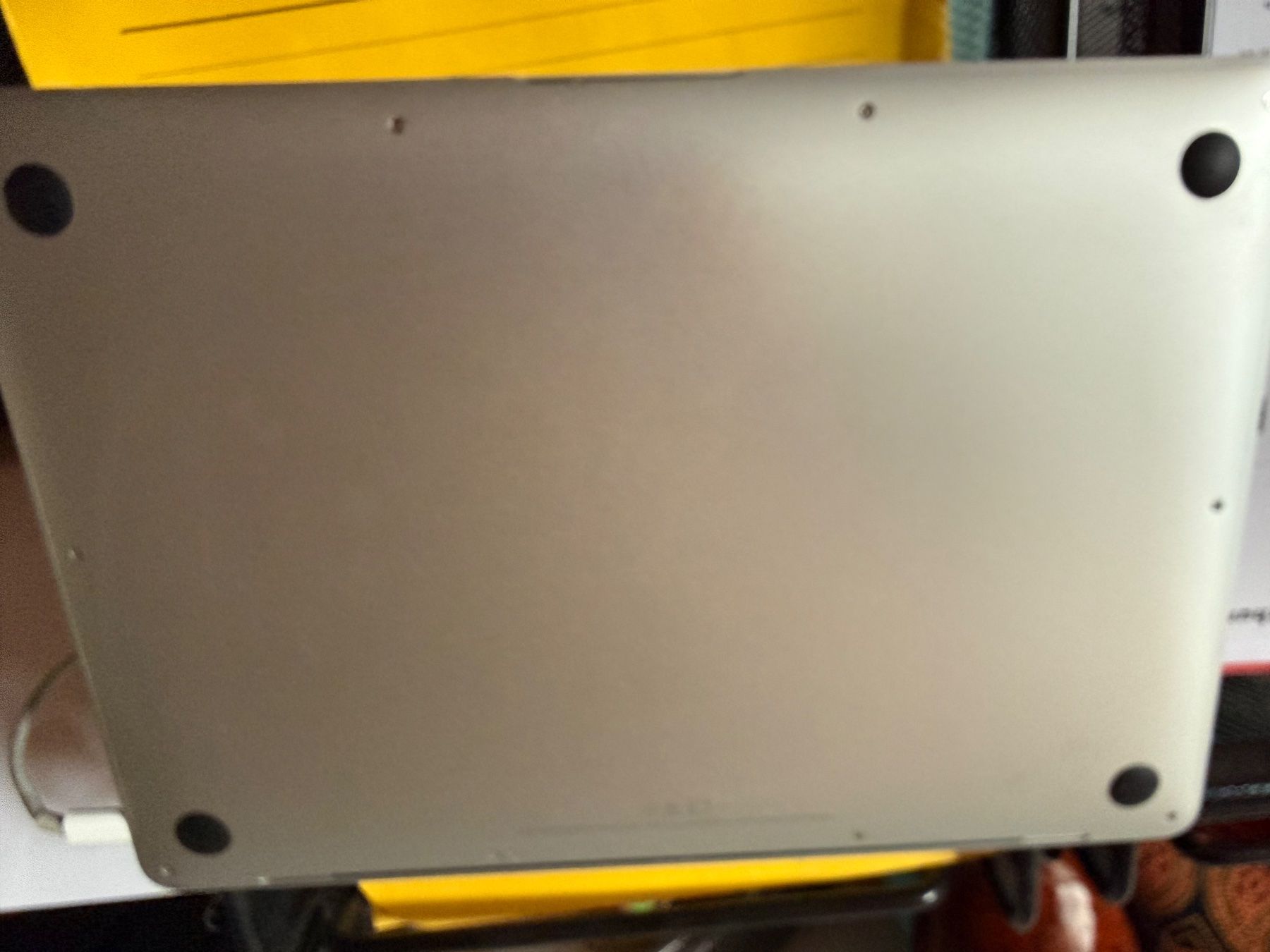 Apple Notebook: MAC BOOK AIR 2020 – Usato da Biel/Bienne venduto da retomario02 2