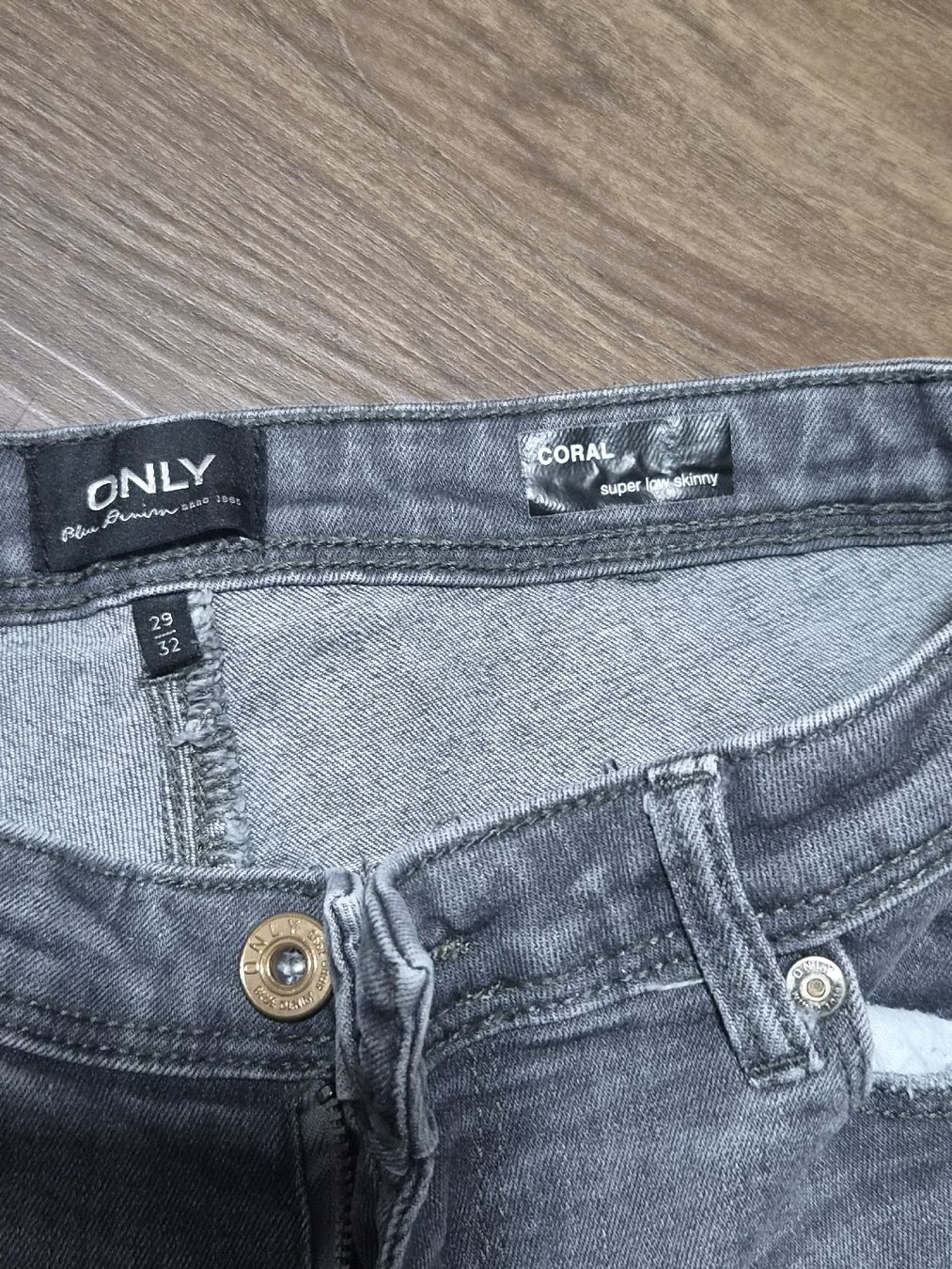 Kleiderpakete: Hosenpaket Grösse 38 – Gebraucht aus Altishofen von tammy05 5