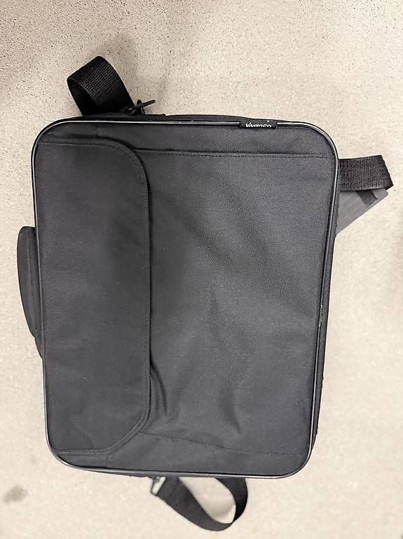 Sacs: Travel Pillow  & PC Tasche – D'occasion à Siebnen par VenditaIre 1