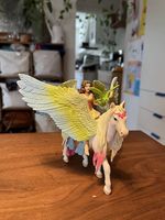 Schleich Bayala Fee mit Pegasus