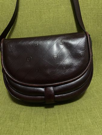 AIGNER Umhängetasche Vintage Leder burgunderrot