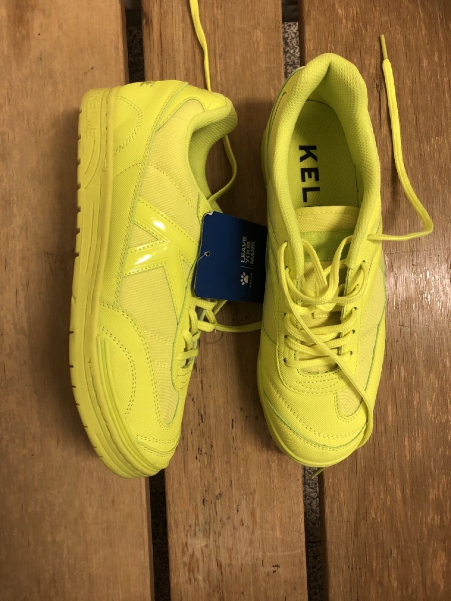 Scarpe da uomo: Kelme Futsal Baskets n41 – Nuovo e nell'imballaggio originale da Le Grand-Saconnex venduto da focamix 1