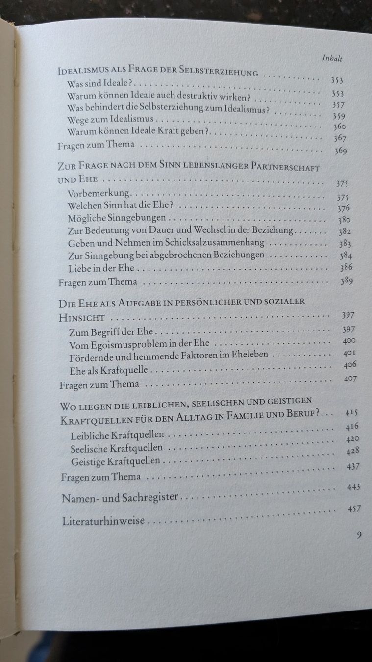 Libri: Buch Eltern Sprechstunde von Michaela Glöckler – Usato da Augst BL venduto da Zitrusfrucht 6