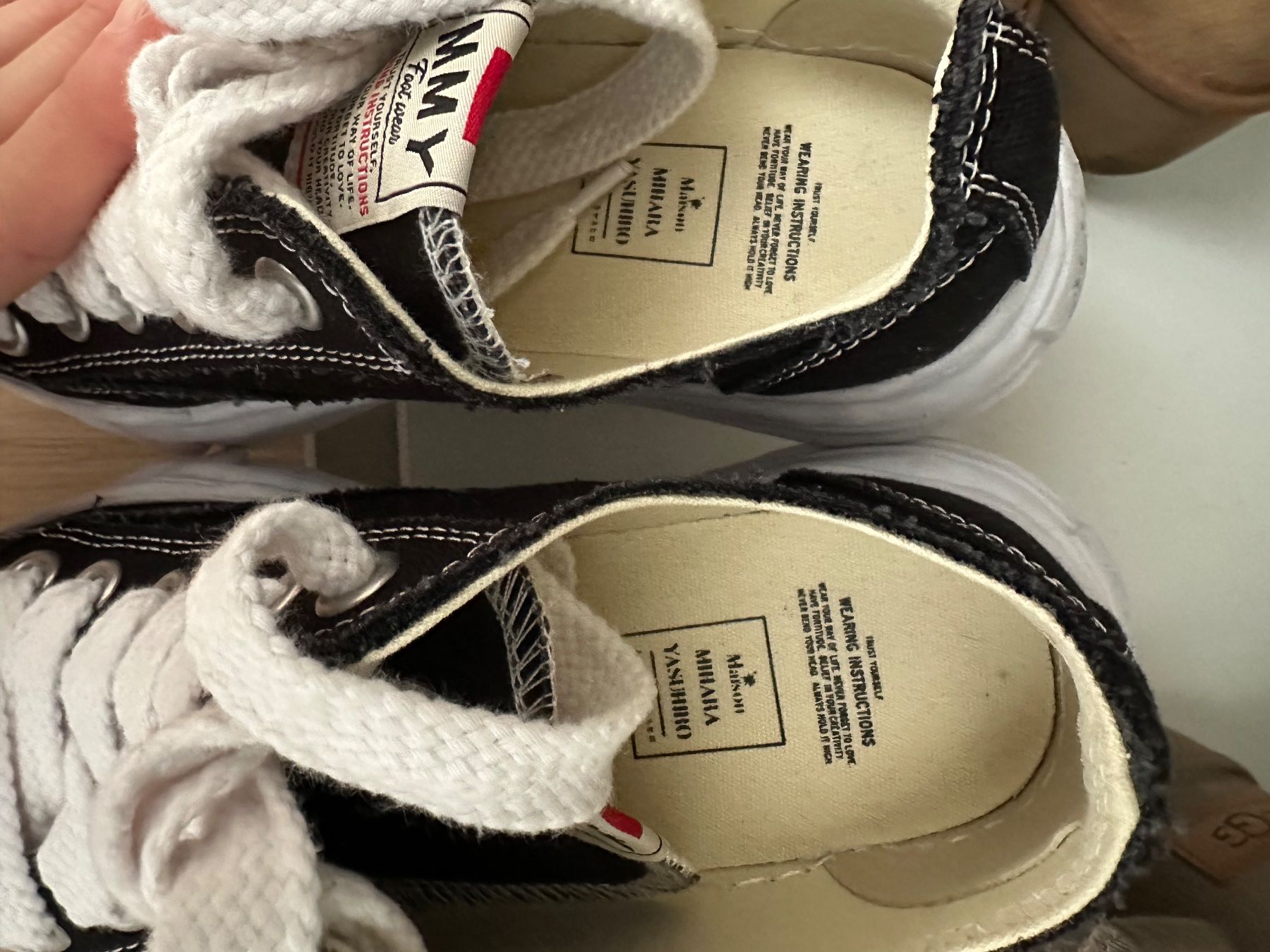 Scarpe da uomo: Maison Mihara Sneaker – Usato da Zürich venduto da kal_b5yh 3
