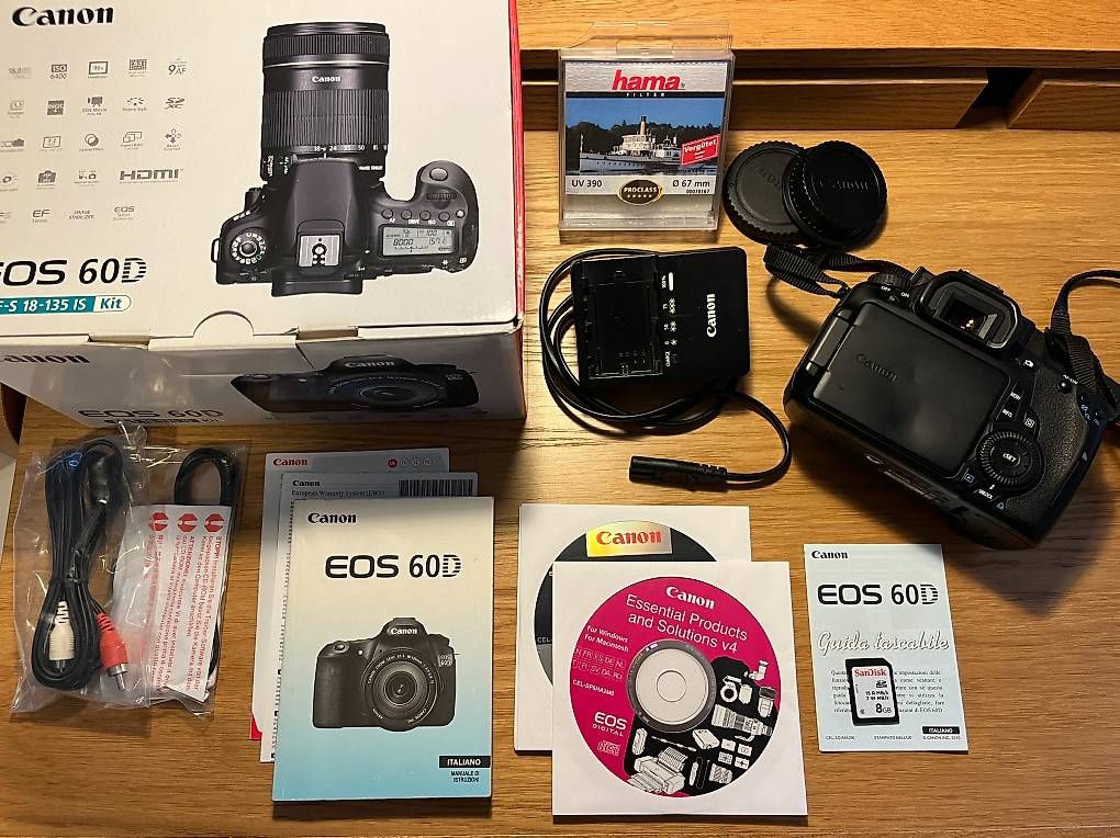 Kamera: Canon EOS 60D (low shutter count) kit & 4 lenses – Gebraucht aus Porza von Melanie.10 1