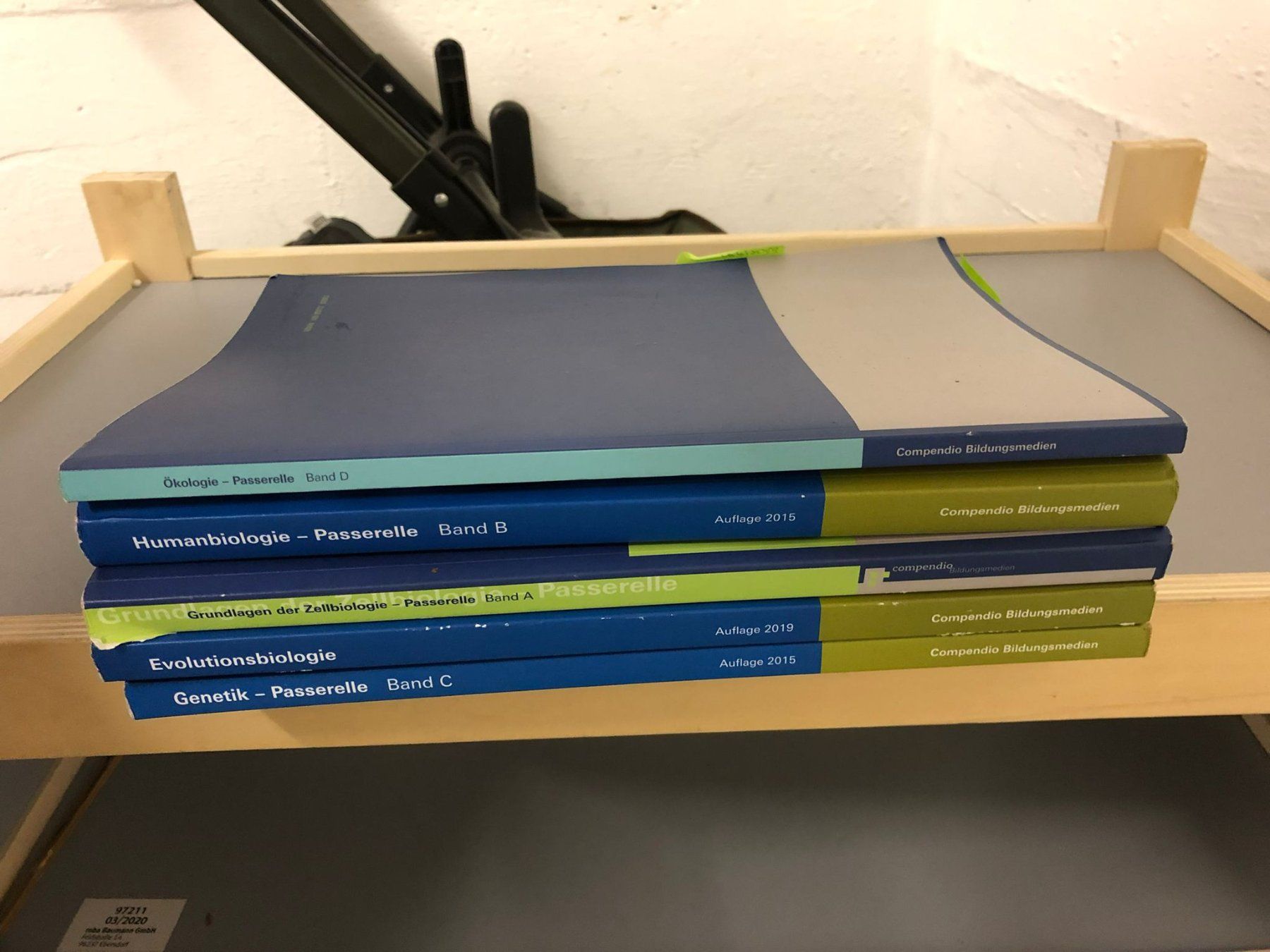 Bücher: Kompletter Passerellen Lehrgang – Gebraucht aus Basel von glitzerstaub 1