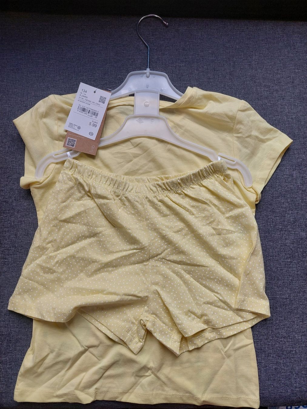 C&A Pigiama & Simili: C&A Schlafanzug Happy Summer Grösse 134 – Nuovo e nell'imballaggio originale da Beckenried venduto da Havacola 9